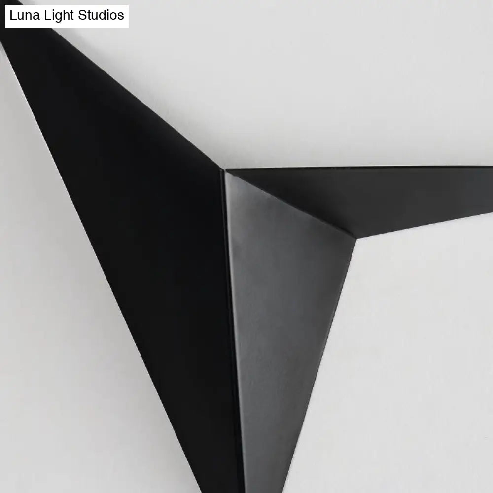 Contemporary Polygon Wall Sconce In Black/White Metal With Led Warm/White Lighting For Living Room