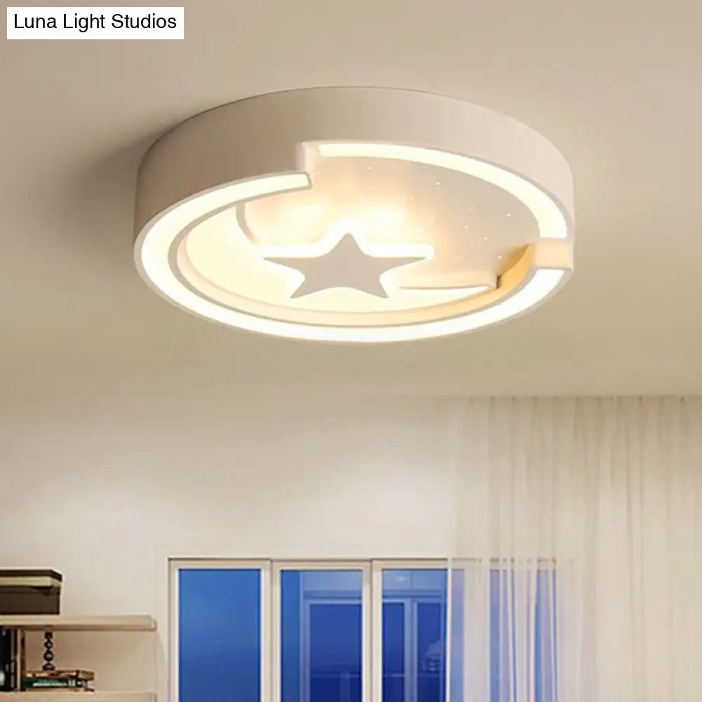 Contemporary Star Metal Led Flushmount Ceiling Light In White - 16/19.5 Diameter