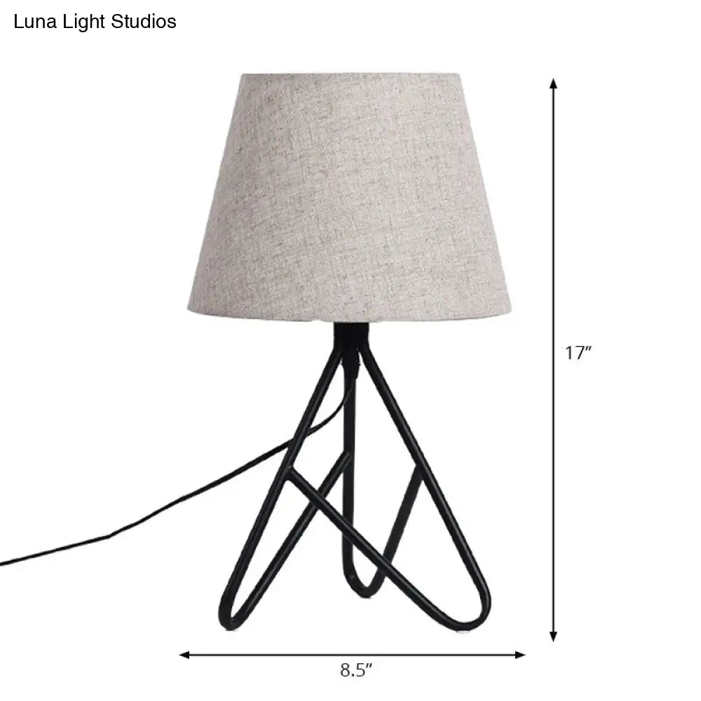 Contemporary Tapered Task Lighting - 1 Light Reading Book In White/Black For Bedside