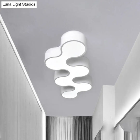 Contemporary Wavy Design Acrylic Flush Mount Led Ceiling Light For Bedroom In Warm/White