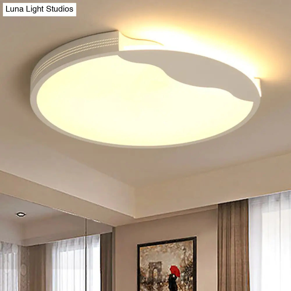 Contemporary White Acrylic Flush Mount Ceiling Light For Dining Rooms