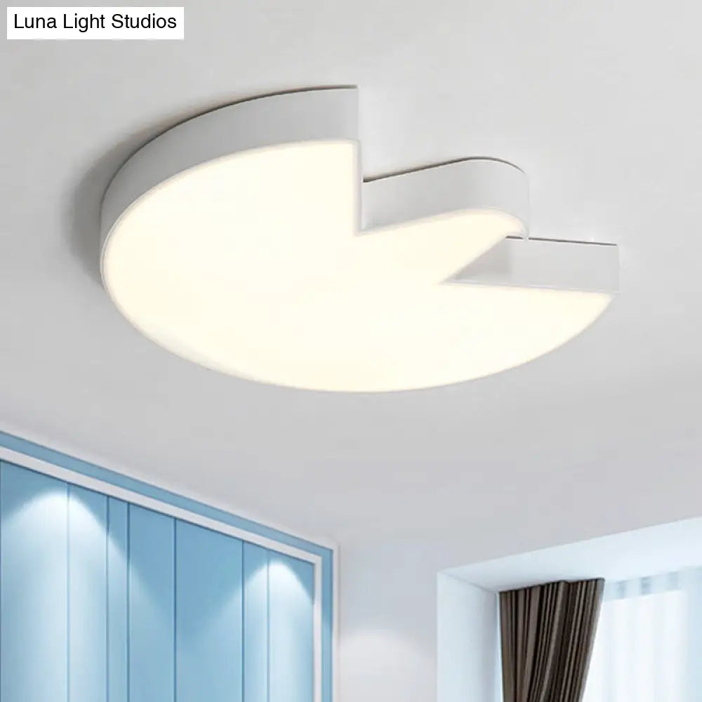 Contemporary White/Black Pigeon Led Flushmount Ceiling Light For Bedroom White