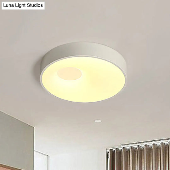 Contemporary White Led Bedroom Flushmount Ceiling Light With Acrylic Diffuser - 18’/23.5’ Metal