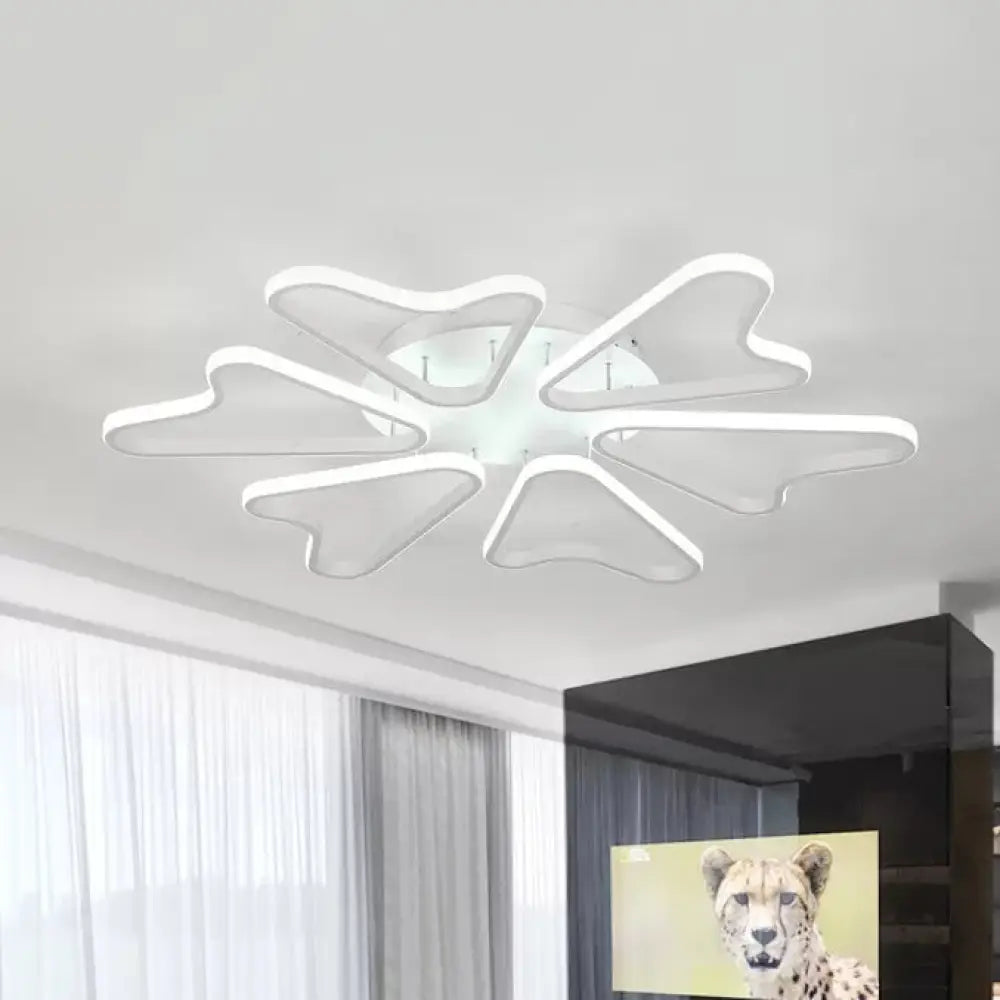 Contemporary White Led Flush Mount Ceiling Light With Acrylic Horn Design For Living Room / 30’ Warm