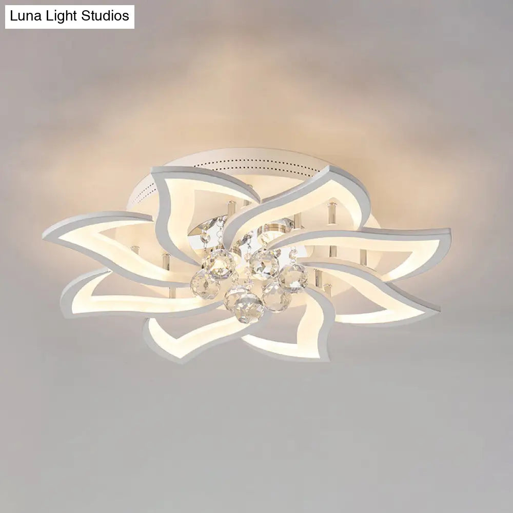 Contemporary White Metal Flushmount Light With Crystal Ball Accent 8 /