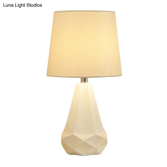 Contemporary White Nightstand Lamp With Diamond Ceramic Base