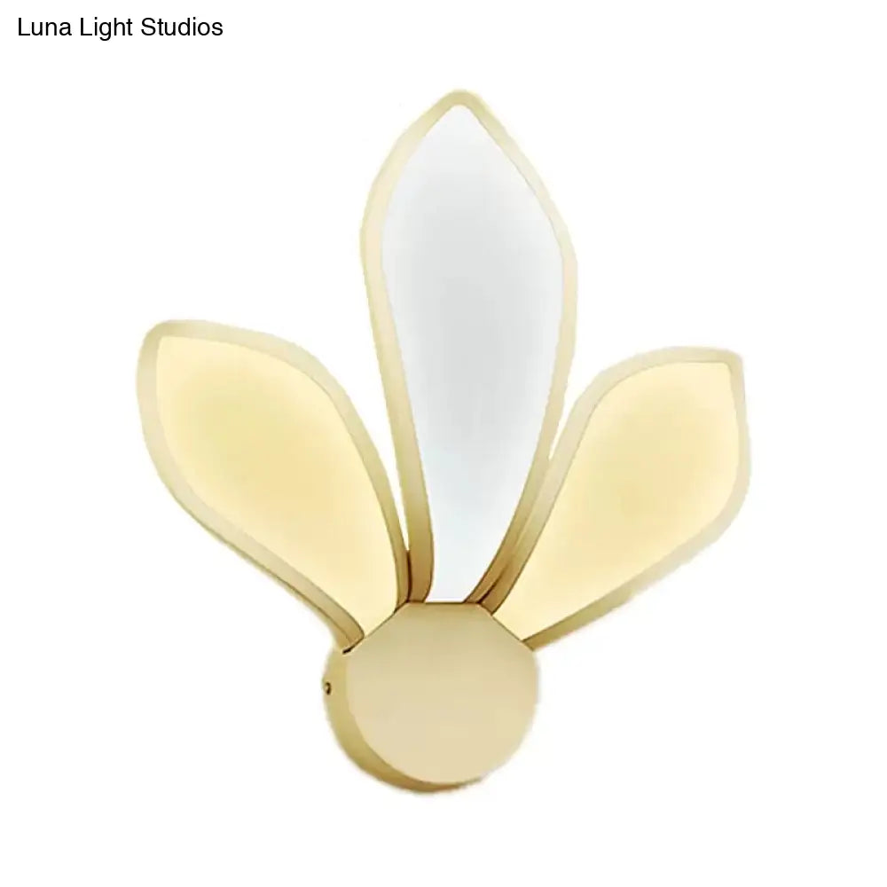 Contemporary White Stair Dining Room Wall Sconce Light With Metal And Acrylic Petal Design