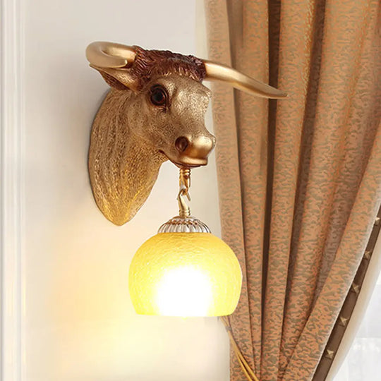 Country Gold Ox Head Wall Mounted Resin Lamp With Crackle Glass Shade