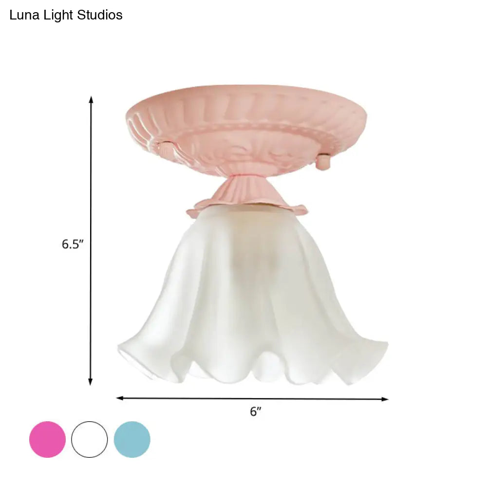 Country Scalloped Metal Ceiling Light - 1 Bulb Flush Mount In White/Pink/Blue