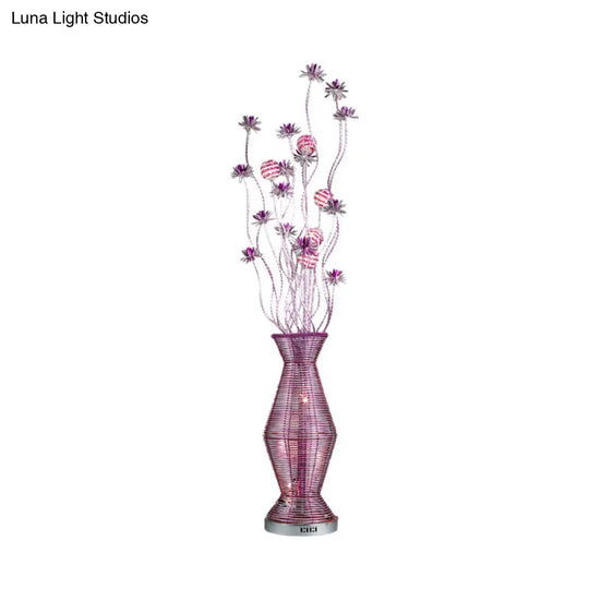 Countryside Vase Led Floor Lamp In Purple For Living Room - Stylish Light Aluminum Wire Floral Stand