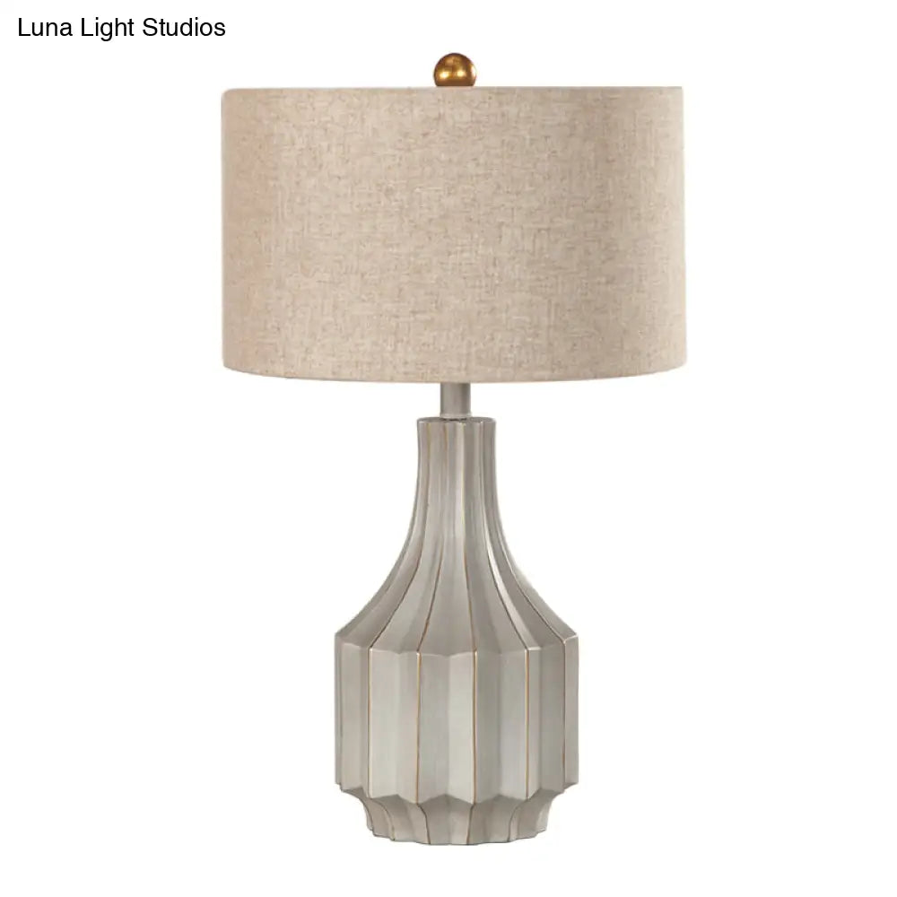 Countryside White/Beige Fabric Drum Table Lamp With 1-Light And Ridged Vase Base