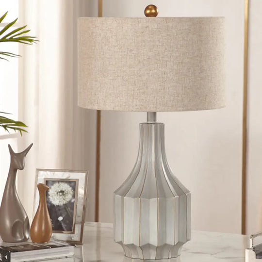 Countryside White/Beige Fabric Drum Table Lamp With 1-Light And Ridged Vase Base Beige