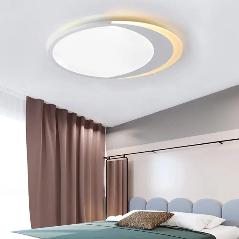 Crescent Led Ceiling Light For Kids’ Bedroom - Simple Acrylic Flush Lamp In White /