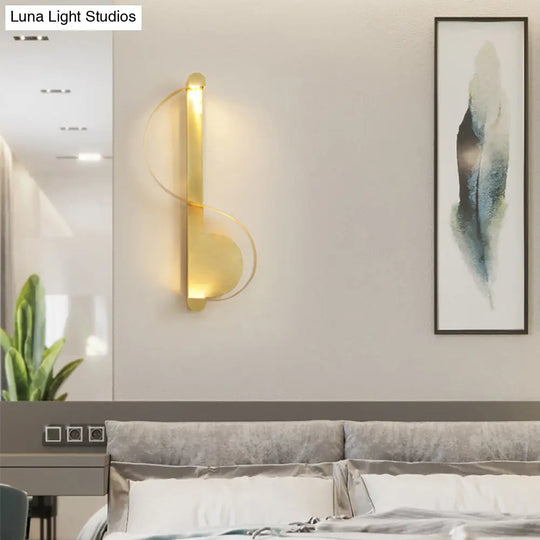 Curved Golden Led Wall Sconce In Warm/White Light - Stylish Aluminum Fixture