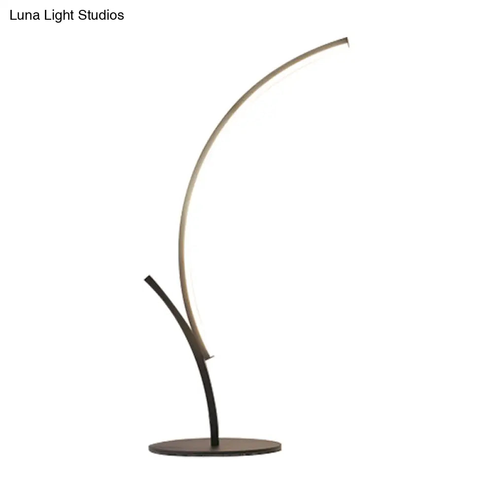 Curvy Led Night Table Lamp In Black For Bedside Reading