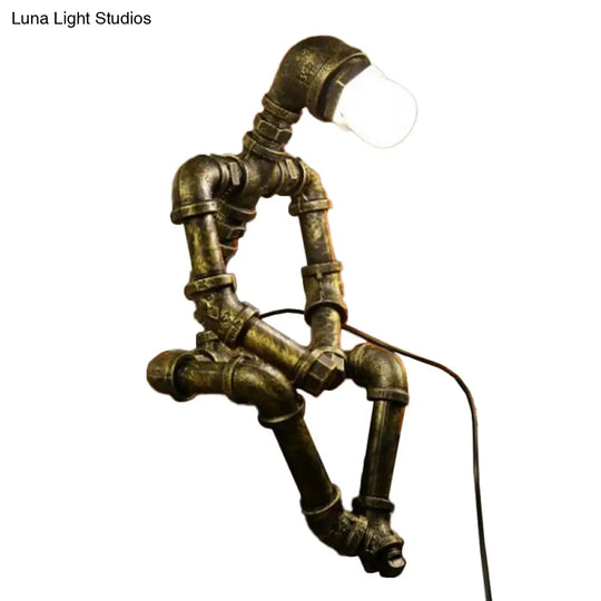 Cyberpunk Iron Pipe Robot Nightstand Lamp - Single-Bulb Brass/Copper Light For Boys Room