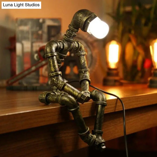 Cyberpunk Iron Pipe Robot Nightstand Lamp - Single-Bulb Brass/Copper Light For Boys Room