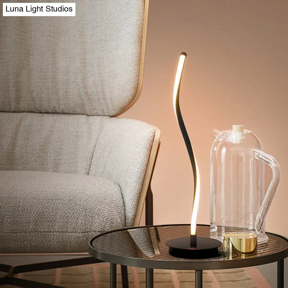 Sleek Metal Ribbon Night Light: Simplicity Black/White Led Task Lighting On Round Pedestal