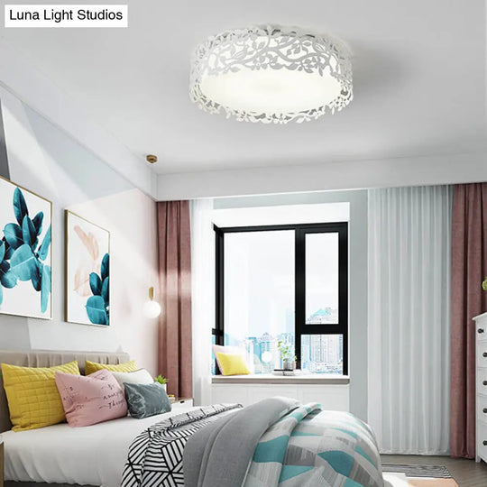 Drum Metal Flush Mount Led Ceiling Light In White/Black Traditional Style 17/21.5 Wide