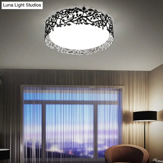 Drum Metal Flush Mount Led Ceiling Light In White/Black Traditional Style 17’/21.5’ Wide