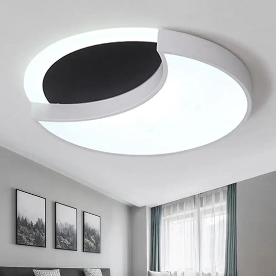 Eclipse Modern Black & White Ceiling Lamp - Metal Acrylic Led Flush Light For Kindergarten / 16’