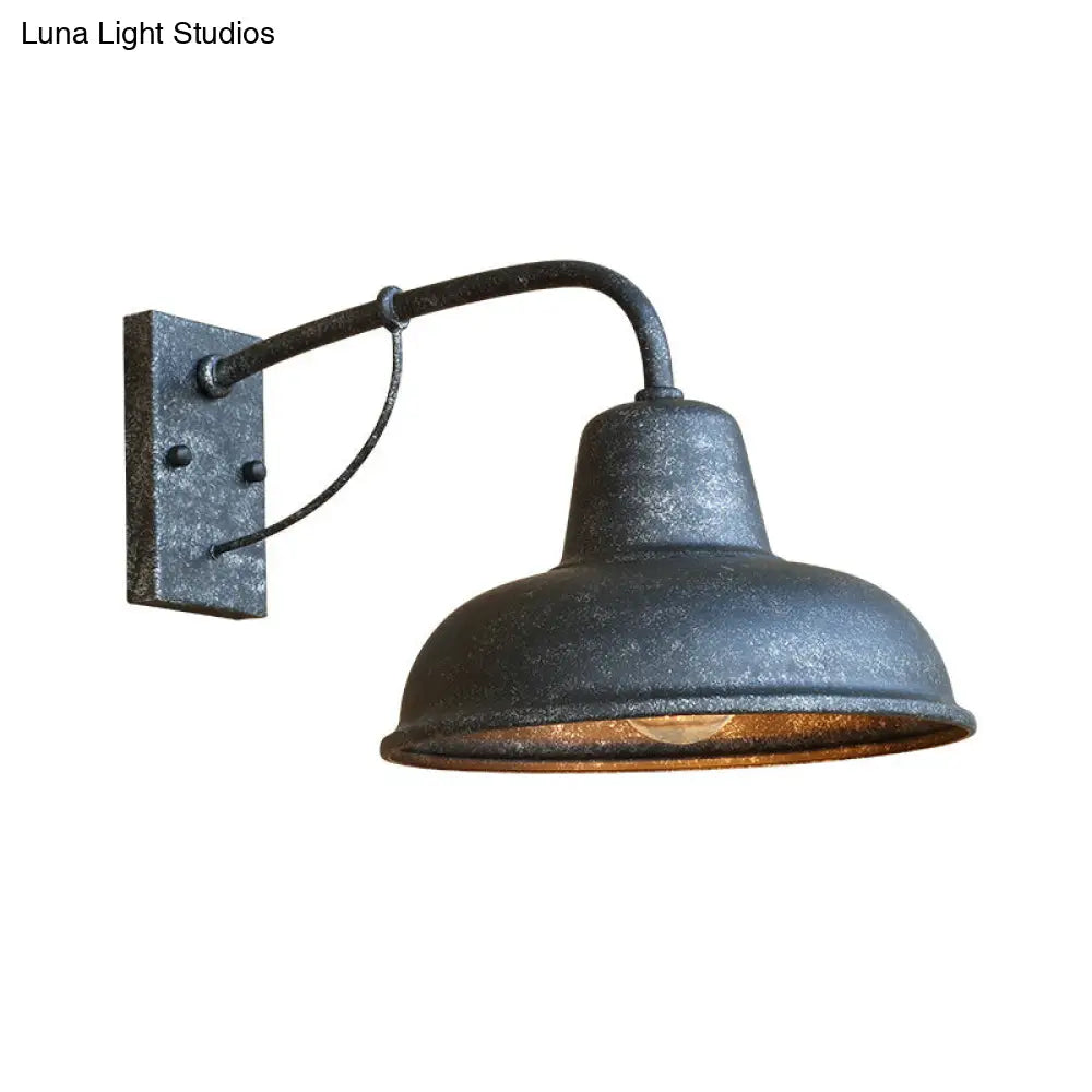 Farmhouse Terrance Wall Mounted Light - Single-Bulb Sconce With Bowled Metal Shade (Black/Silver)