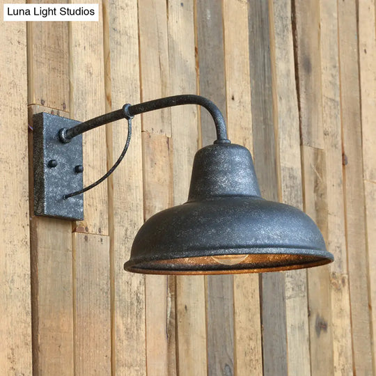 Farmhouse Terrance Wall Mounted Light - Single-Bulb Sconce With Bowled Metal Shade (Black/Silver)