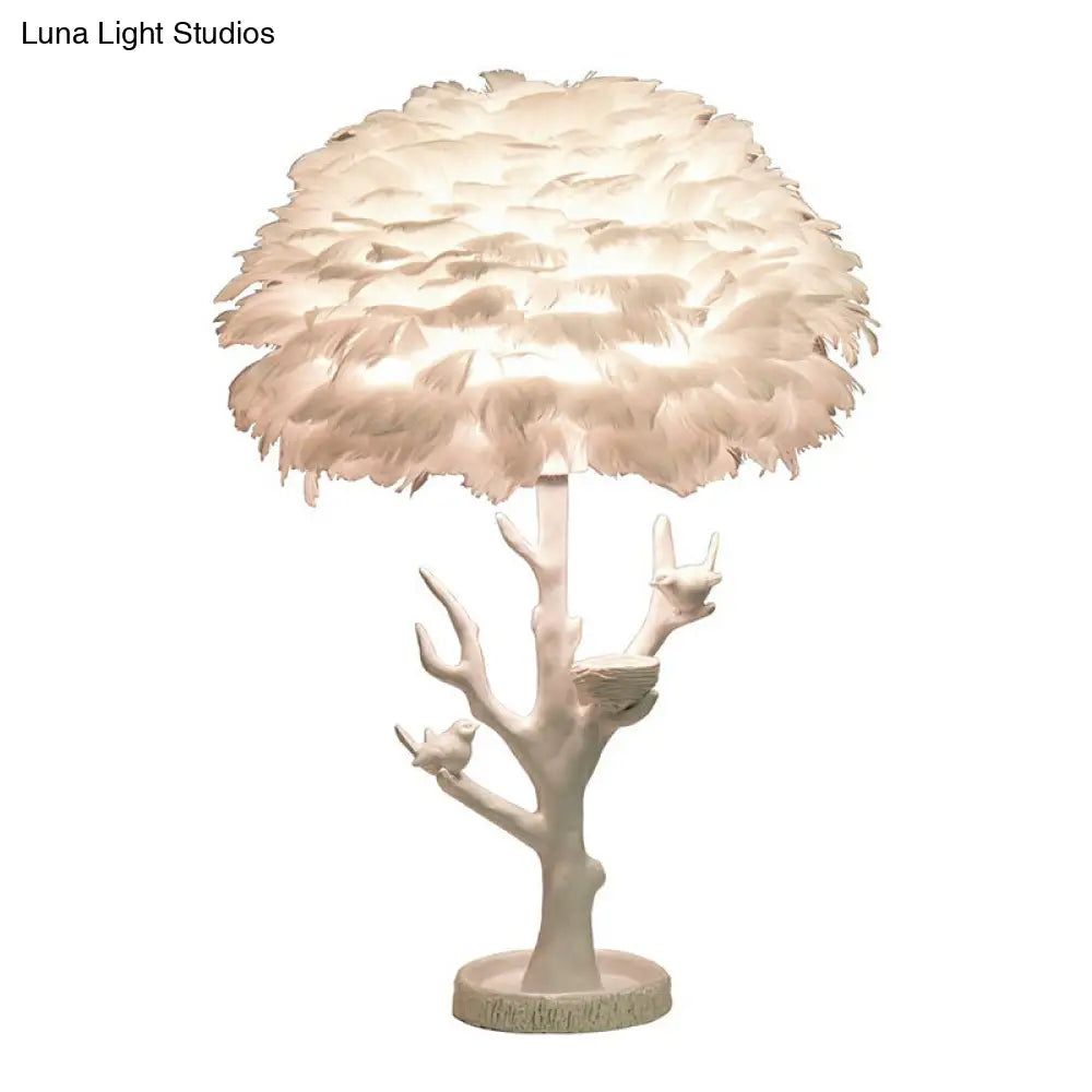 Feather Shade Resin Table Lamp: Artistic Tree Branch Design Ideal For Living Room Nightstands White