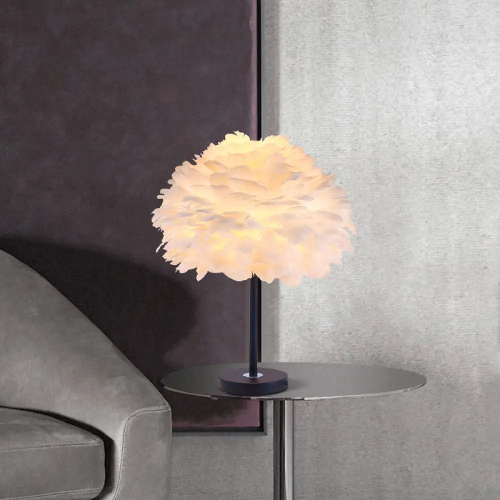 Feather Shade Table Lamp: Minimalist Flower Blossom Nightstand Light Black