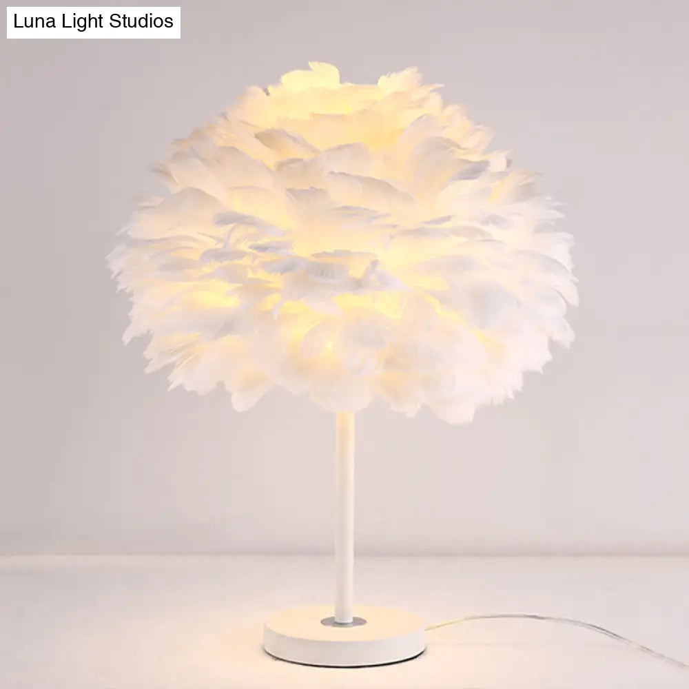 Feather Table Lamp - Hand-Woven Minimalistic Single-Bulb White Nightstand Light For Girls