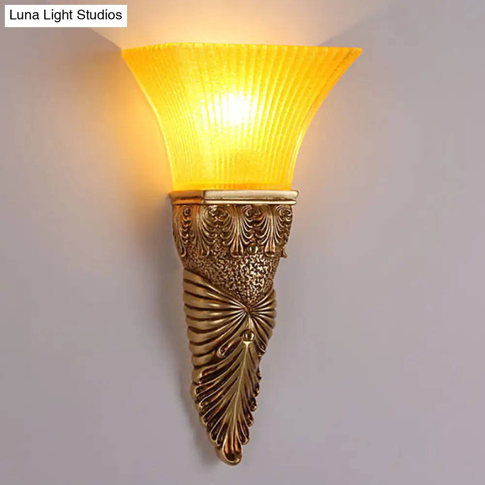 Flared Yellow Glass Wall Sconce - Retro Style For Living Room 1 Head Mounted Lamp