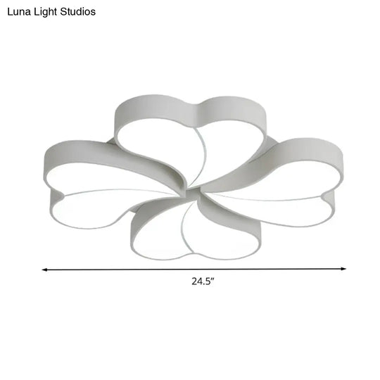 Flower-Shaped Acrylic Art Deco Ceiling Light In White For Bedroom