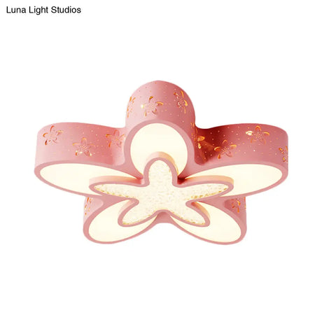 Flower - Shaped Led Cartoon Flush Ceiling Light For Kids’ Bedrooms In Pink/Blue