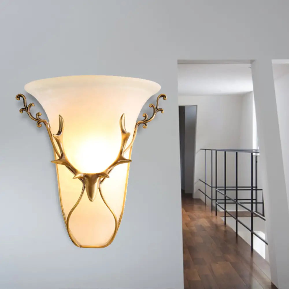 Frosted Glass Wall Mounted Brass Lamp With Elk Head - Traditional Trumpet Mount