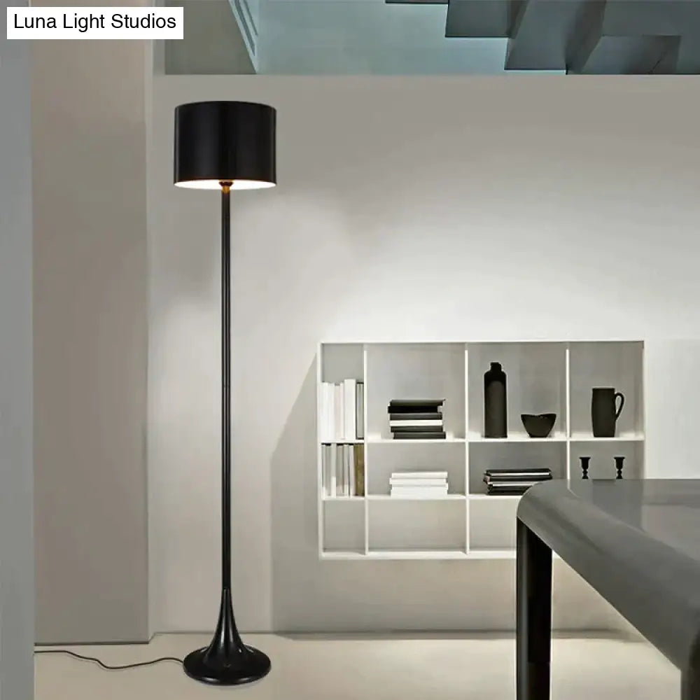 Gentleman Floor Lamp Creative Simple Living Room Hotel Bedside Post Modern Iron Night Lamps