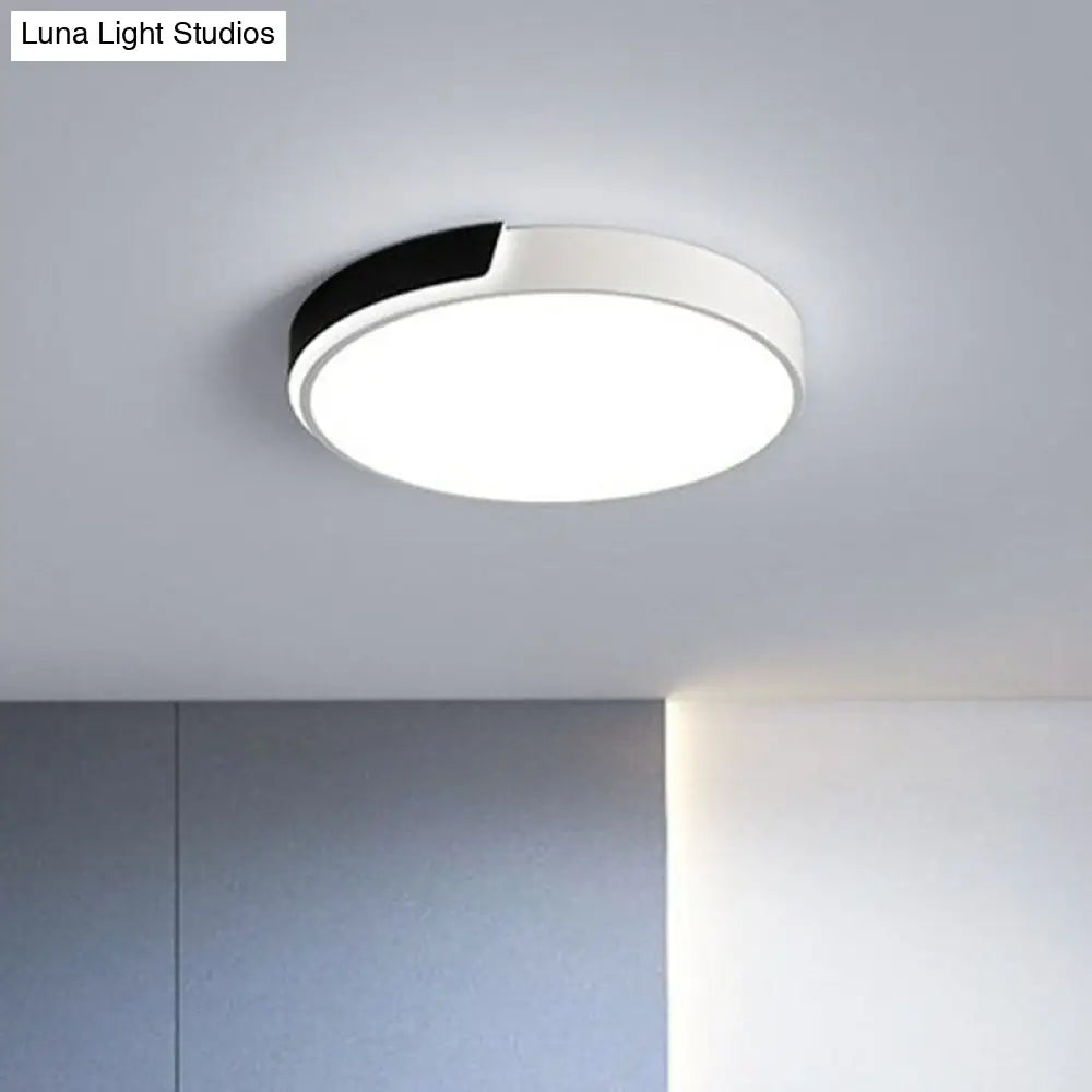 Geometric Black And White Led Flush Ceiling Light For Living Room Black-White / Round