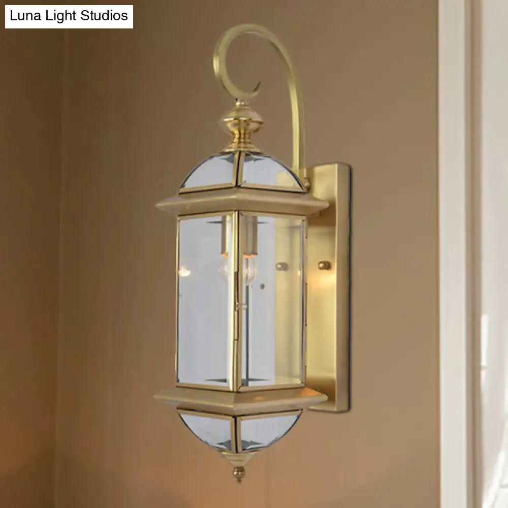 Geometric Brass Sconce With Traditional Style Wall Mount - Perfect For Living Room Lighting