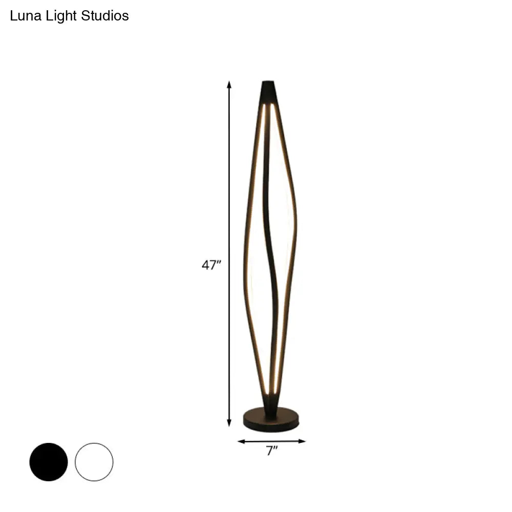 Geometric Led Floor Reading Light In Black/White - Nordic Design