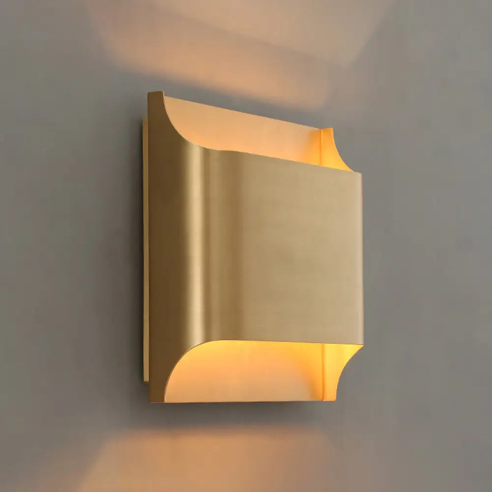 Gold Metal Led Wall Light With Modern Cut Geometry Ideal For Bedside Ambiance / 10