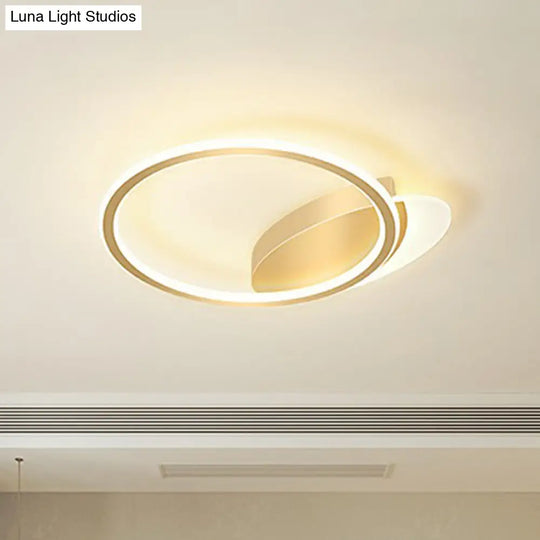 Gold Ultrathin Led Flush Mount Ceiling Fixture - Sleek Metal Flush-Mounted Light For Bedrooms