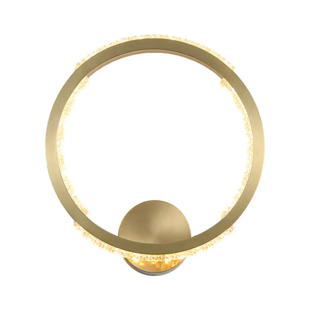 Golden Metal Wall Sconce Light For Fashionable Ambient Lighting Gold