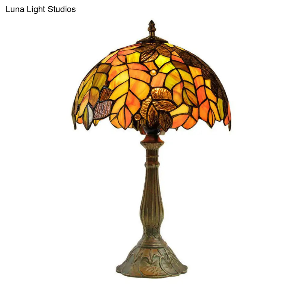 Grape Leaf Night Light With Tiffany Glass Shade - Traditional Bedroom Table Lamp