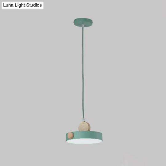 Minimalist Metal Drum Pendant Ceiling Light With 1 Hanging Lamp In Green - Ideal For Dining Room