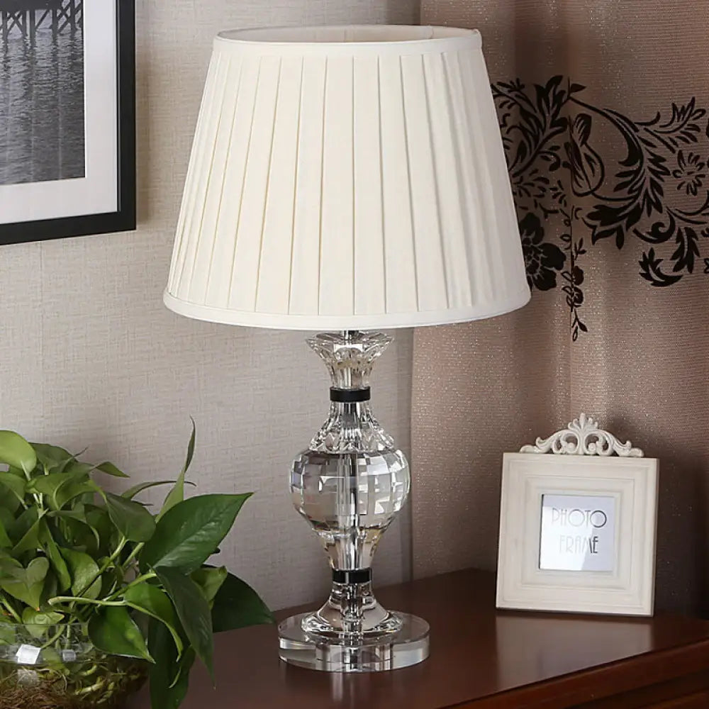 Hand-Cut Crystal Modernism Vase Shape Reading Lamp (Beige) Beige