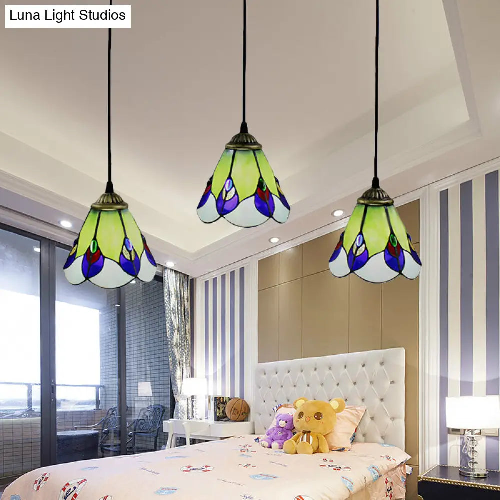 Handcrafted Tiffany-Style Green Glass Pendant Lamp For Bedroom - 3 Head Cone Cluster Suspension