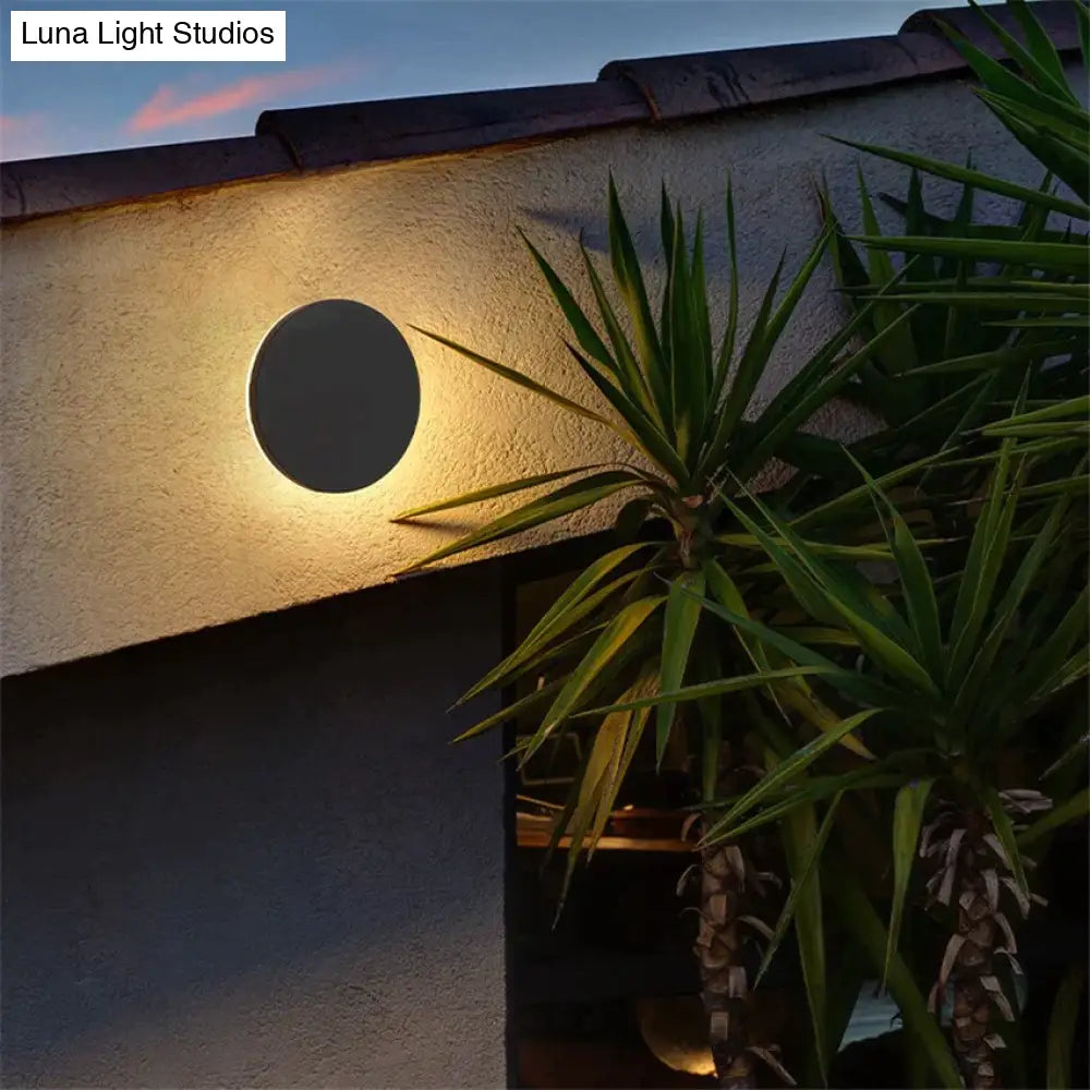 Harmon | Waterproof Wall Lamp White Round / Warm Outdoor Lighting