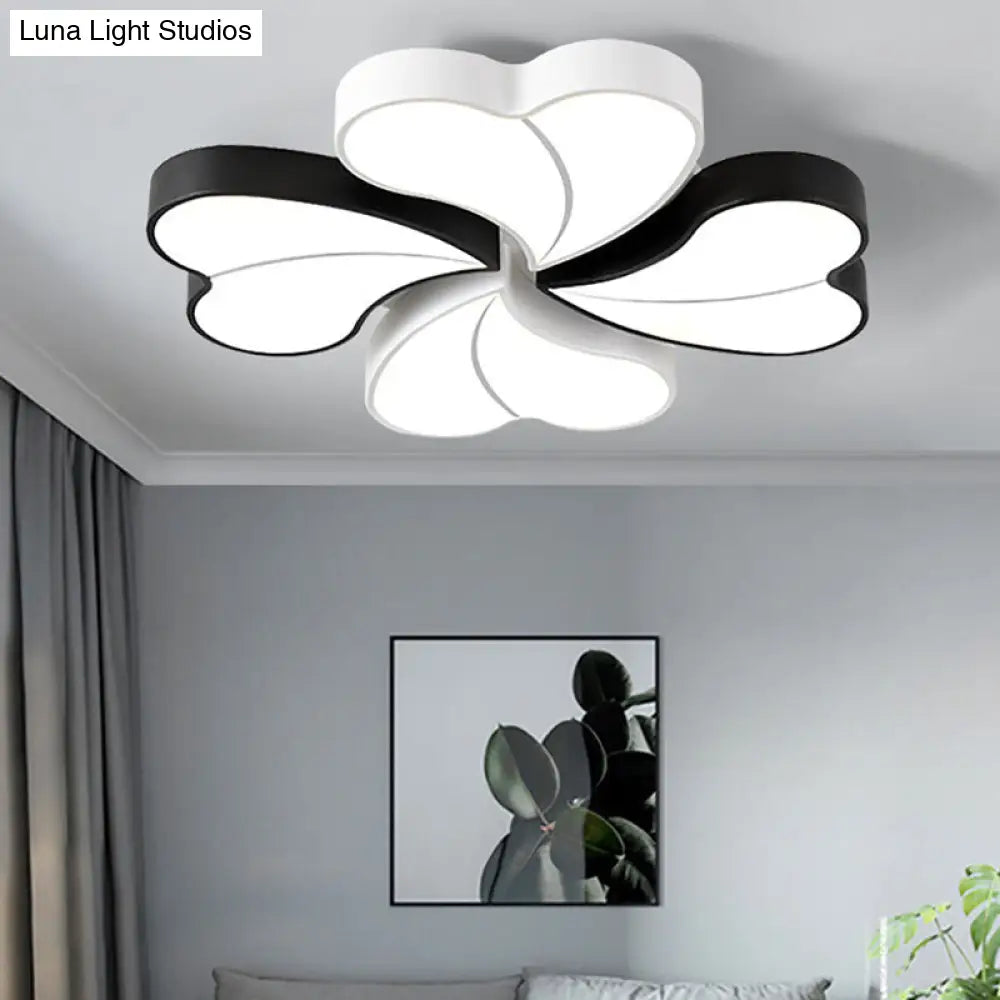 Heart-Shaped Black & White Ceiling Lamp - Modern Acrylic Flush Mount Light In Warm/White Black-White