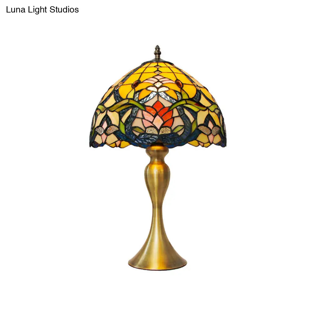 Homam - Brushed Brass 1 Head Nightstand Light Tiffany Floral Glass Bowl Shade Table Lamp