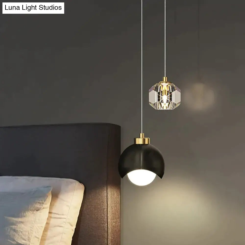 Illumia - Crystal Chandelier Gold Black