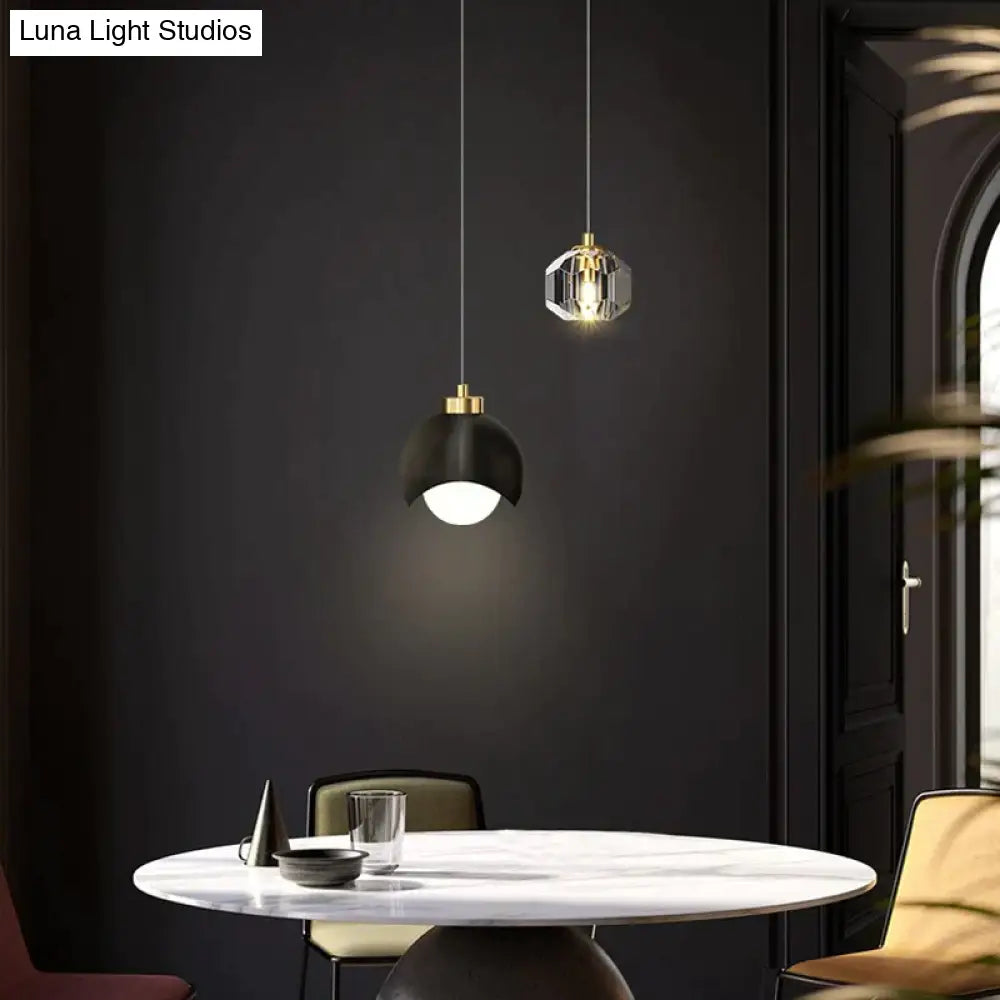 Illumia - Crystal Chandelier Gold Black